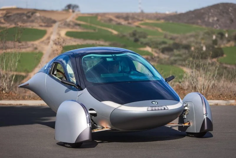 How Electric Vehicles Are Transforming Travel with Cleaner, Smarter Mobility